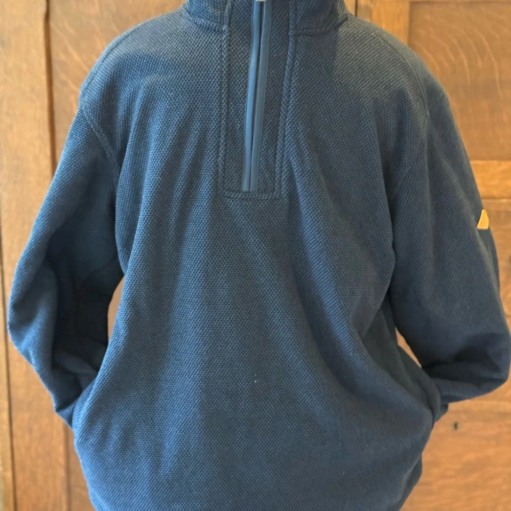 Orvis Men's Navy 1/4 zip sweater SZ M. Fleece lined. Excellent condition